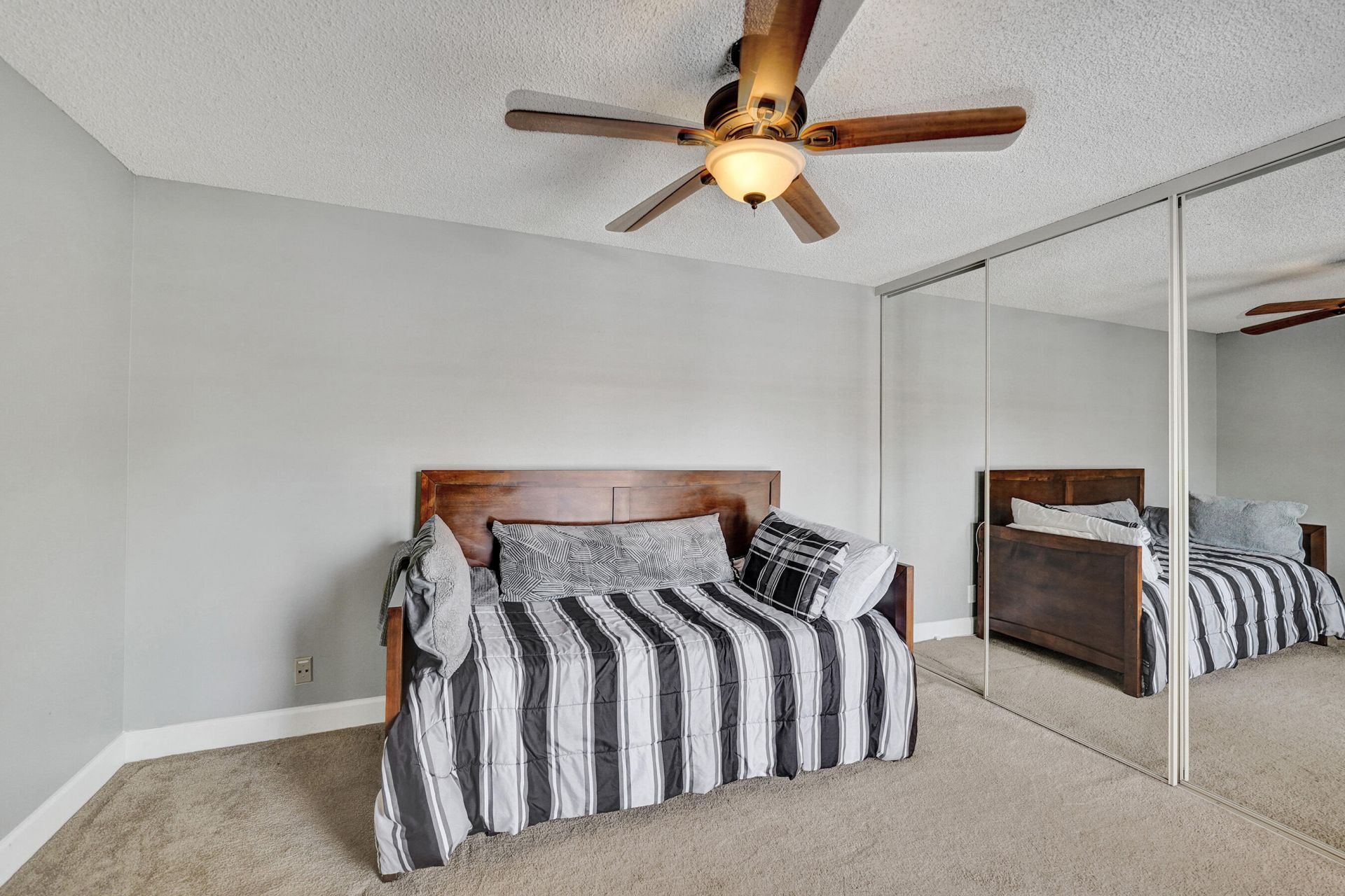 714 NW 98th Circle, Plantation, FL 33324 Photo