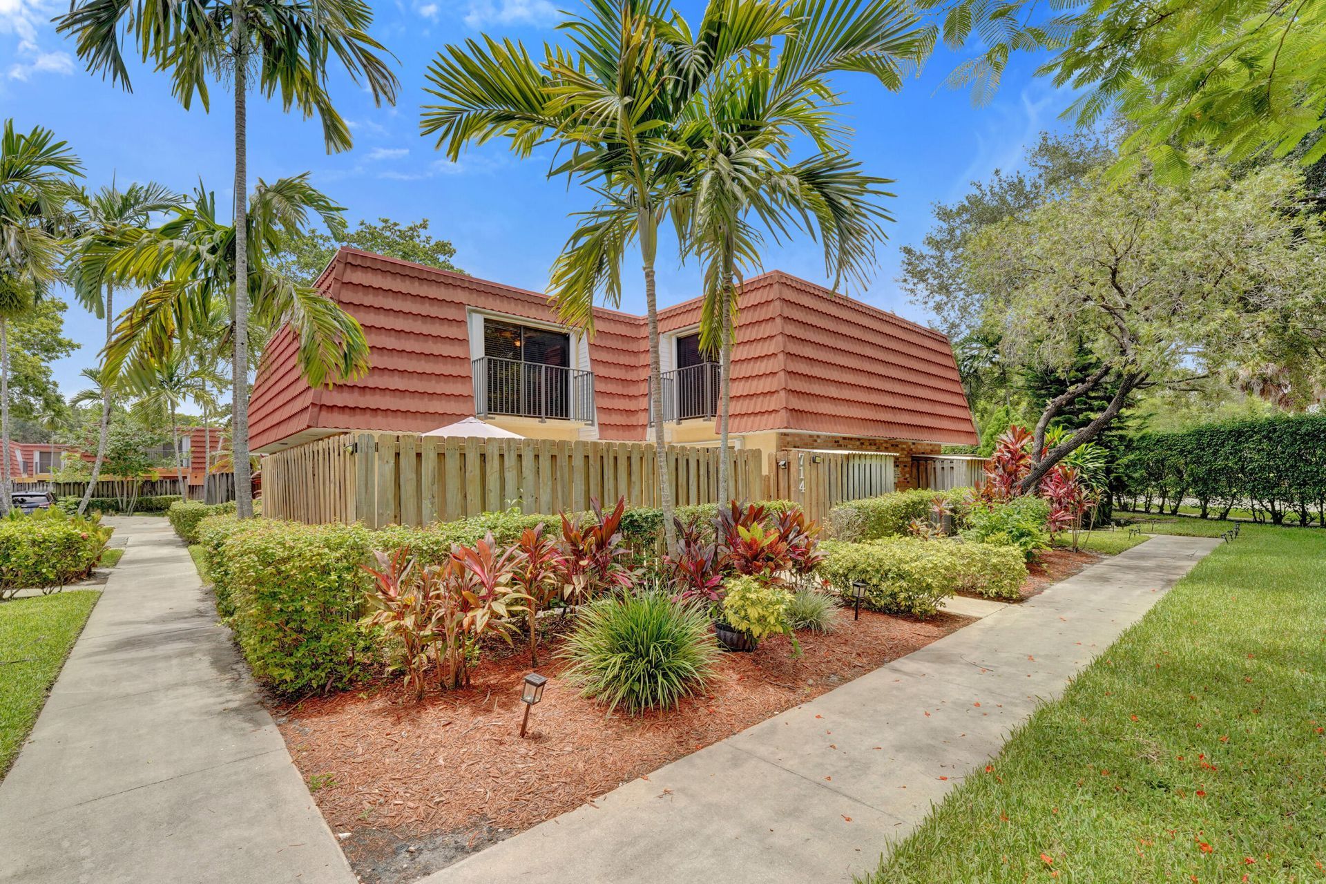 714 NW 98th Circle, Plantation, FL 33324 Photo
