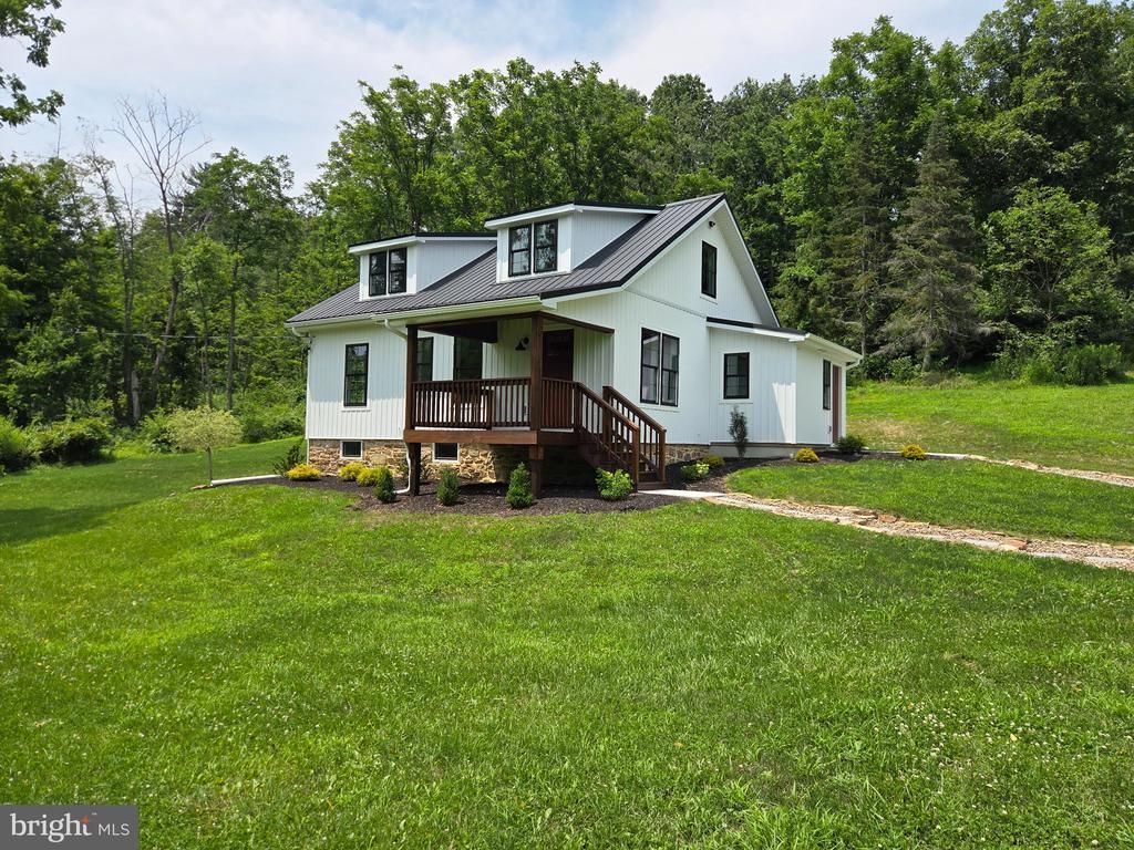 667 SUMMIT ROAD , MCCLURE, PA 17841