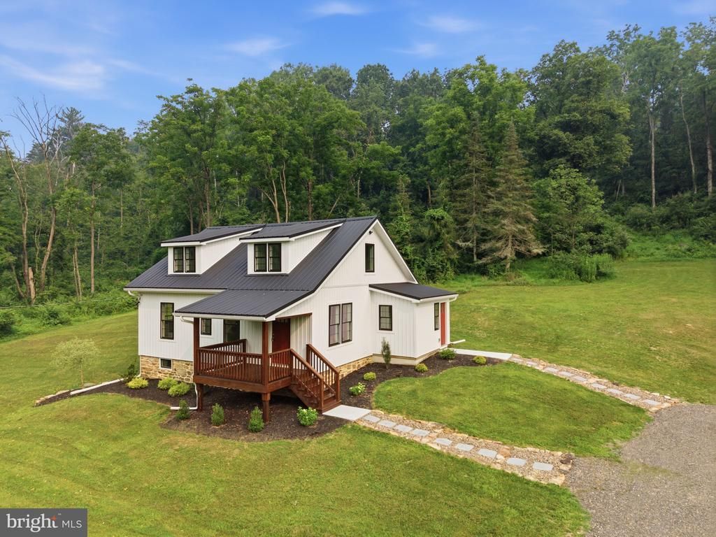 667 SUMMIT ROAD, MCCLURE, PA 17841