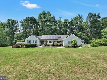 127 FREEDOM VALLEY CIRCLE, COATESVILLE, PA 19320