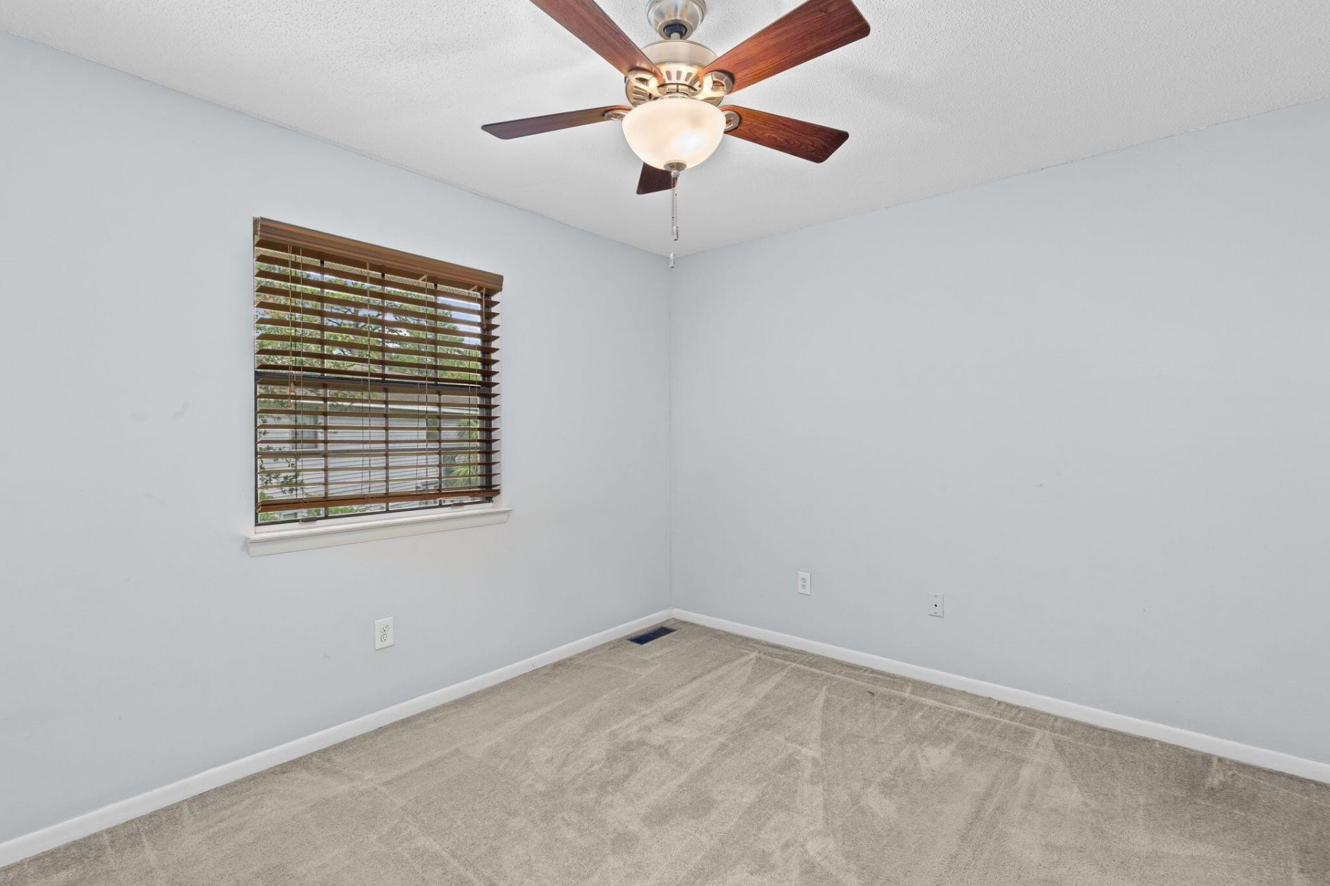 2362 Parsonage Road Photo 14