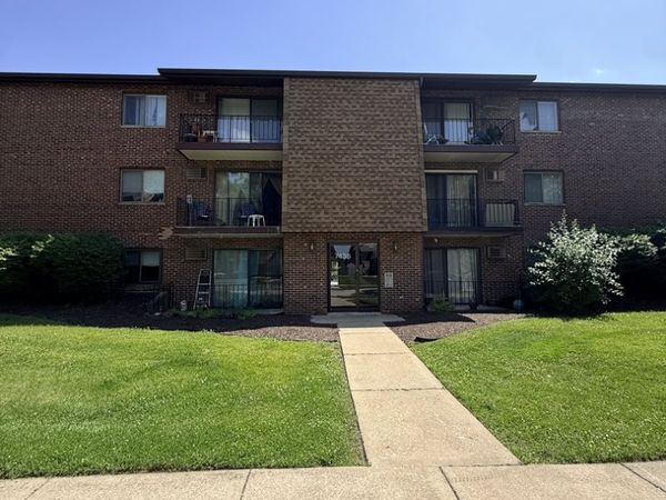 7435 Tiffany Drive , Unit 2C, Orland Park, IL 60462