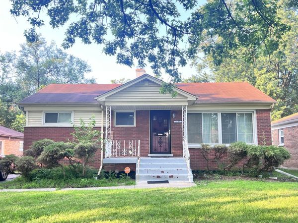 2737 Tennyson Place, Hazel Crest, IL 60429