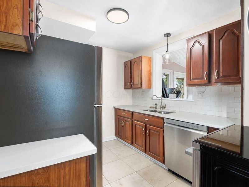 742 Montrose Avenue, Columbus, OH 43209 Photo 15