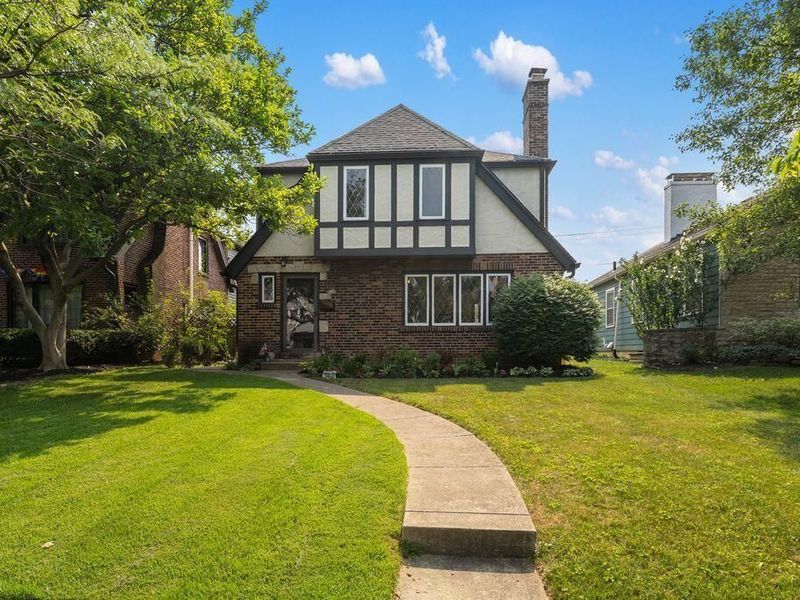 742 Montrose Avenue, Columbus, OH 43209 Photo 2