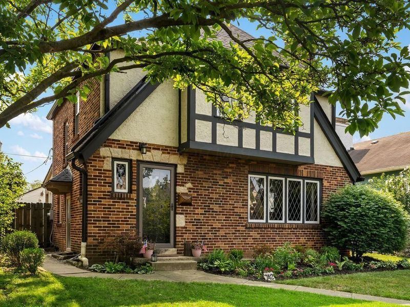 742 Montrose Avenue, Columbus, OH 43209 Photo 3