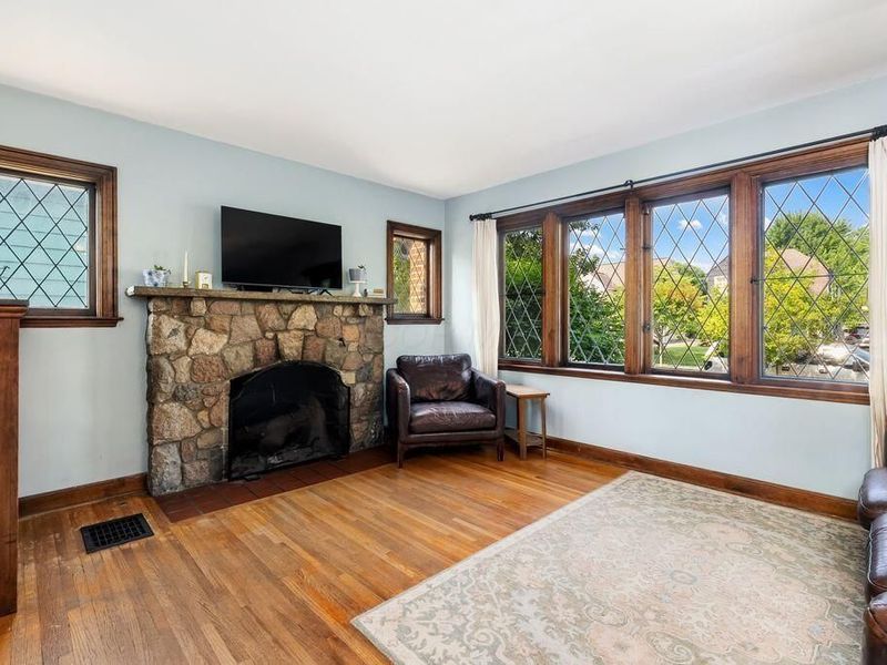 742 Montrose Avenue, Columbus, OH 43209 Photo 7