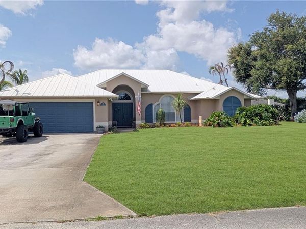 114 N 19TH CIRCLE SW, VERO BEACH, FL 32962