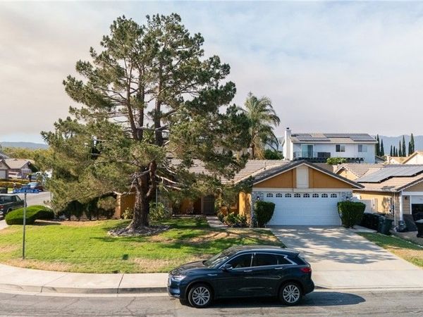 2688 W Calle Vista, Rialto, CA 92377