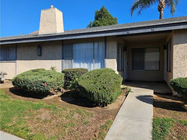 2891 Canyon Crest Drive , Unit 72, Riverside, CA 92507