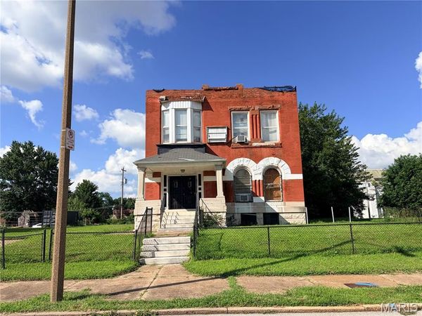4415 Washington Boulevard , St Louis, MO 63108