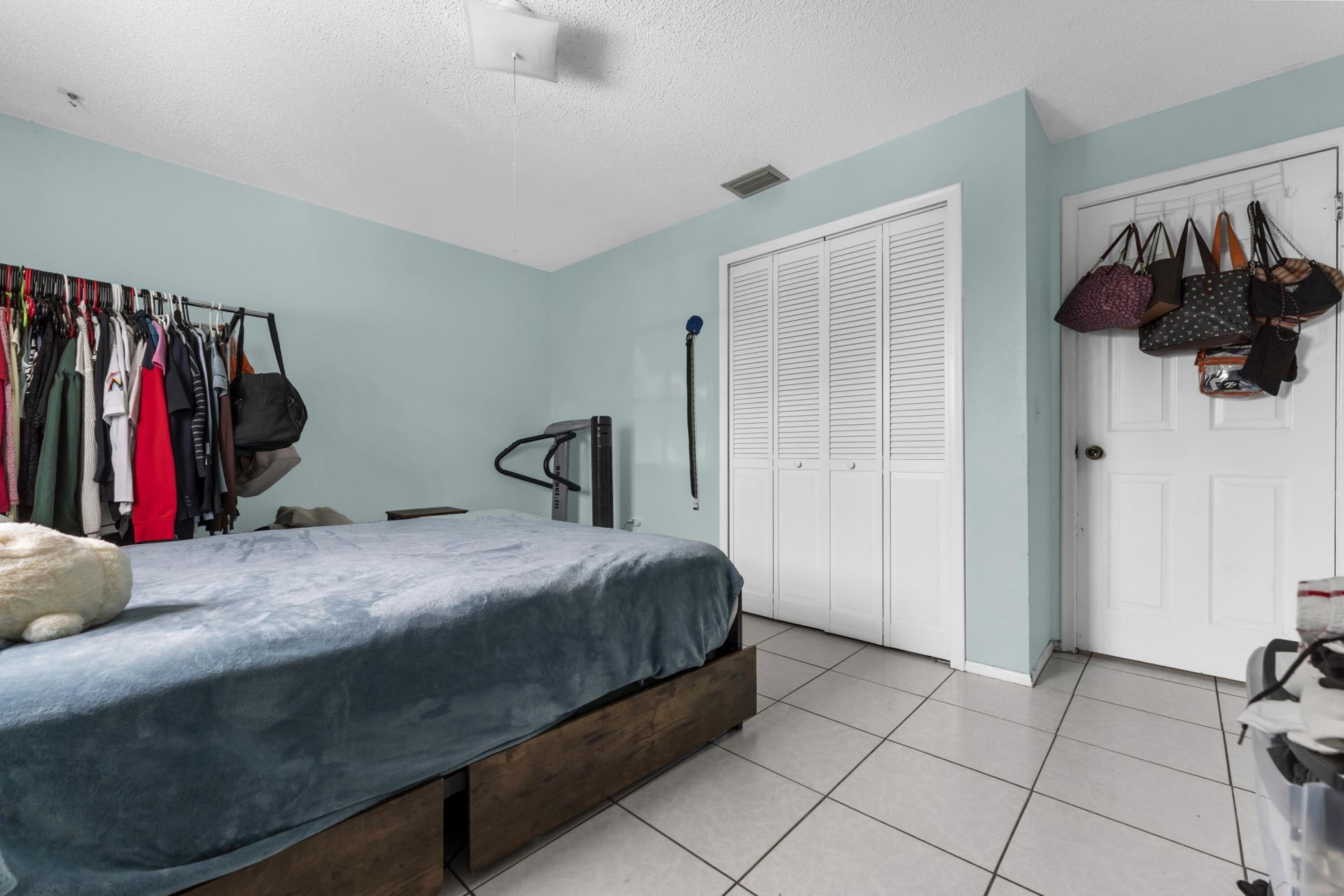 8880 NW 7th Street, Pembroke Pines, FL 33024 Photo