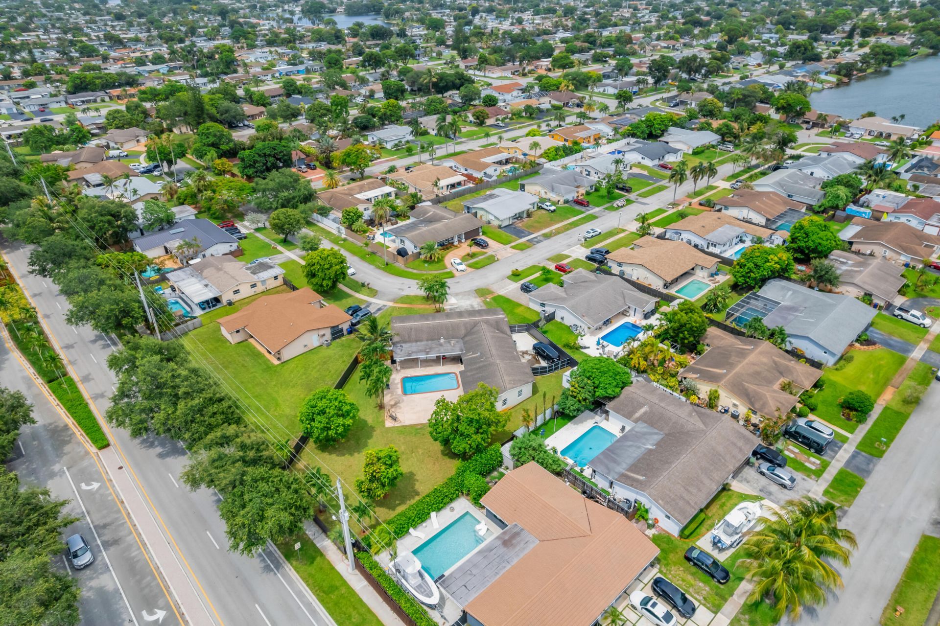 8880 NW 7th Street, Pembroke Pines, FL 33024 Photo