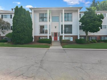 424 Baldwin Avenue, Rochester, MI 48307
