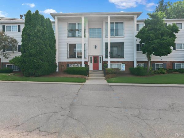 424 Baldwin Avenue, Unit 81, Rochester, Mi 48307
