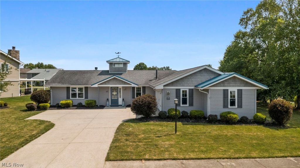 1280 Surfside Circle , Reminderville, OH 44202