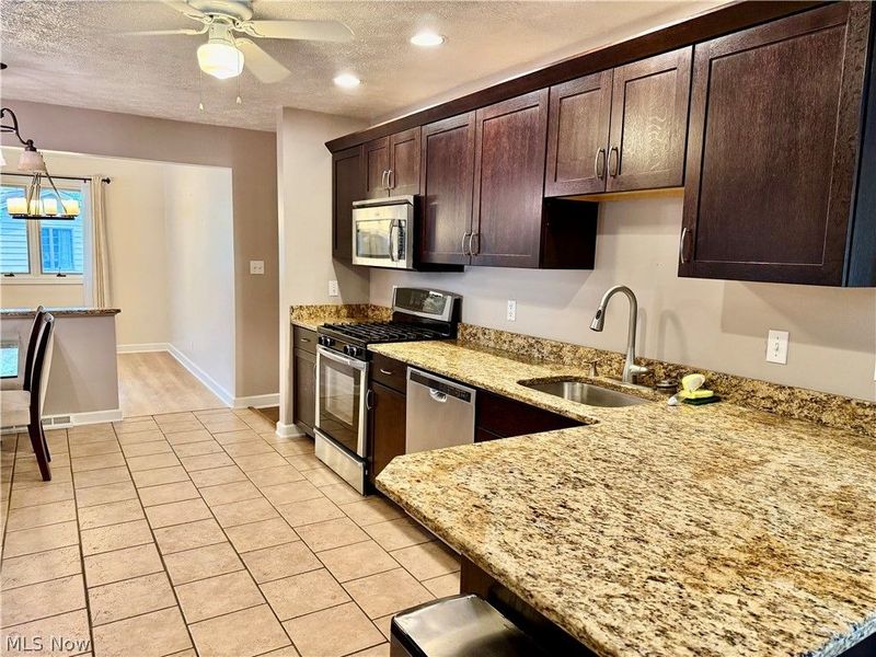 5687 Lancaster Drive, Brooklyn Heights, OH 44131 Photo 8