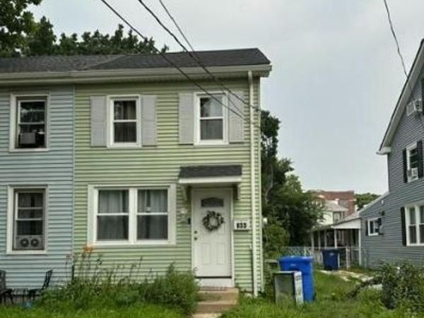 833 W 2ND STREET , FLORENCE, NJ 08518