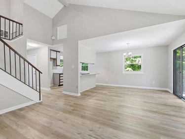 11129 Lakeshore Drive, Raleigh, NC 27613