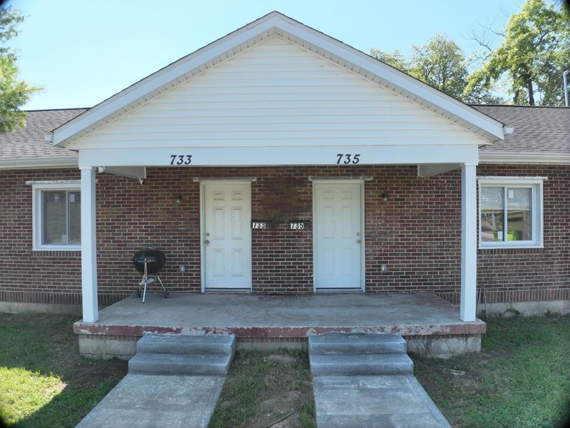 733 W Oakland Avenue, Washington Court House, OH 43160 Photo 4