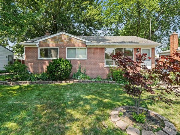 32740 Grandview Avenue, Westland, MI 48186