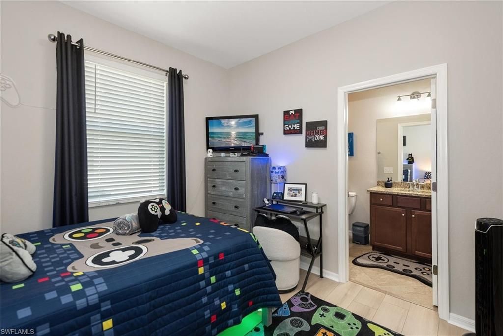 16095 Palmetto Prairie Dr, Alva, FL 33920 Photo