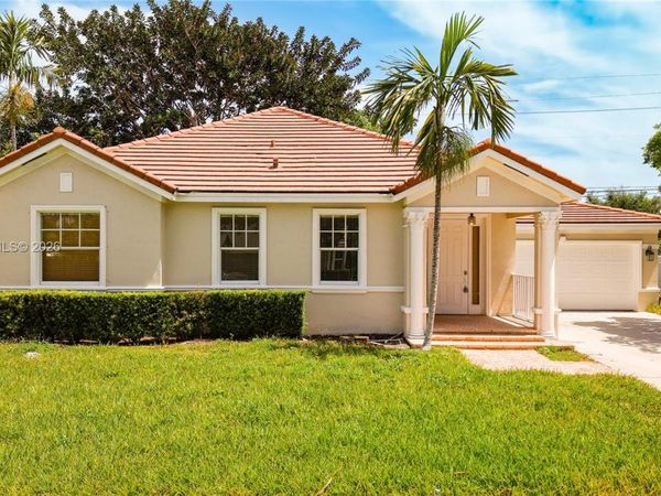 12971 SW 200th Ter , Miami, FL 33177