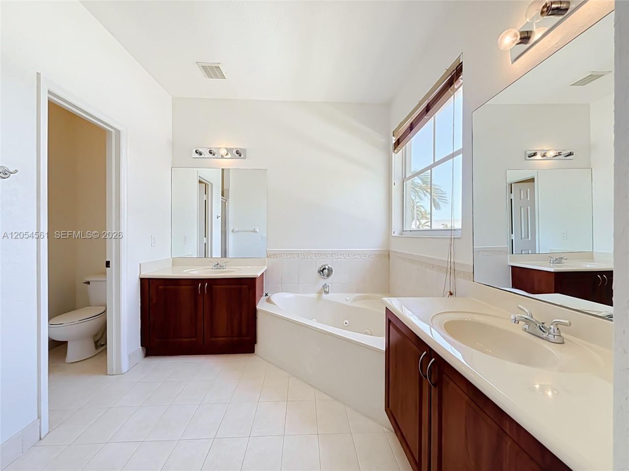 12971 SW 200th Ter , Miami, FL 33177 Photo