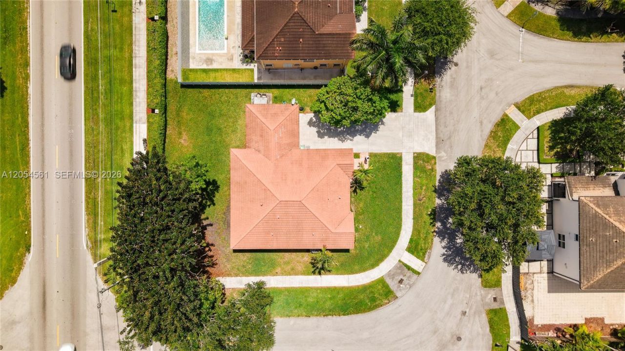 12971 SW 200th Ter , Miami, FL 33177 Photo