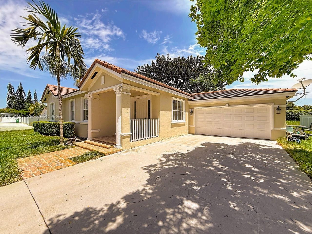 12971 SW 200th Ter , Miami, FL 33177 Photo