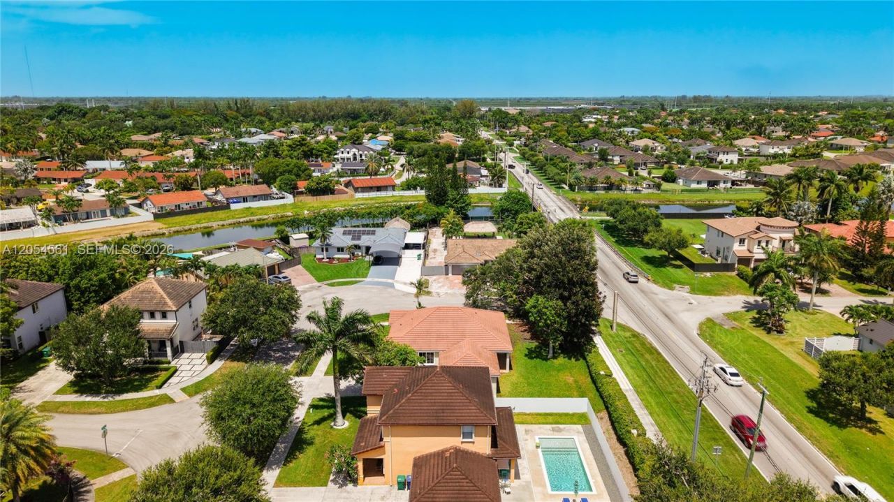 12971 SW 200th Ter , Miami, FL 33177 Photo