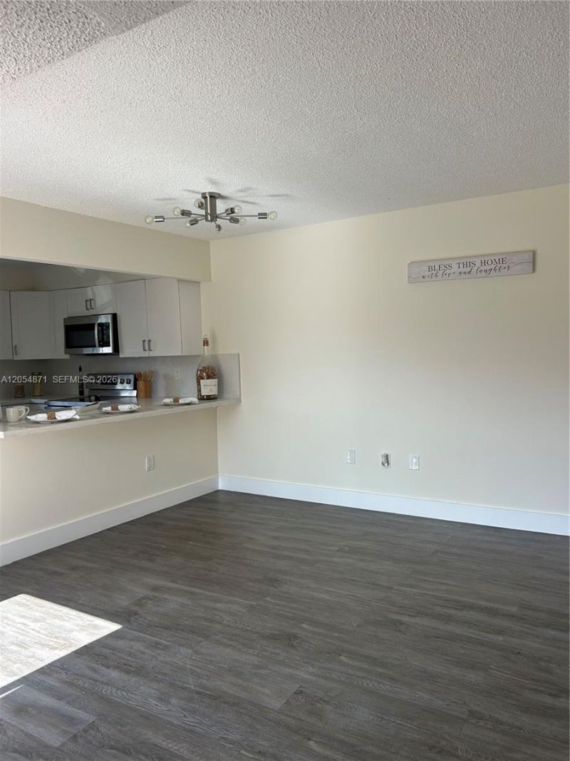11880 SW 19th Ter, Unit 113, Miami, FL 33175 Photo