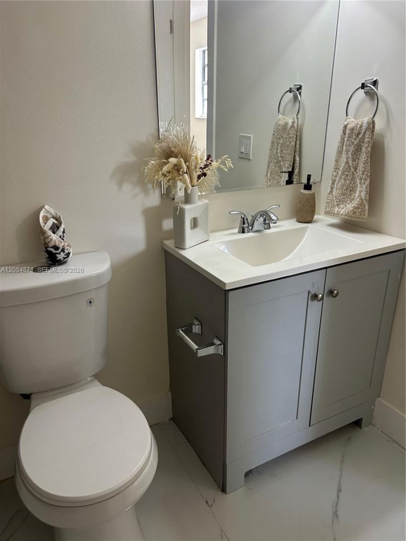 11880 SW 19th Ter, Unit 113, Miami, FL 33175 Photo