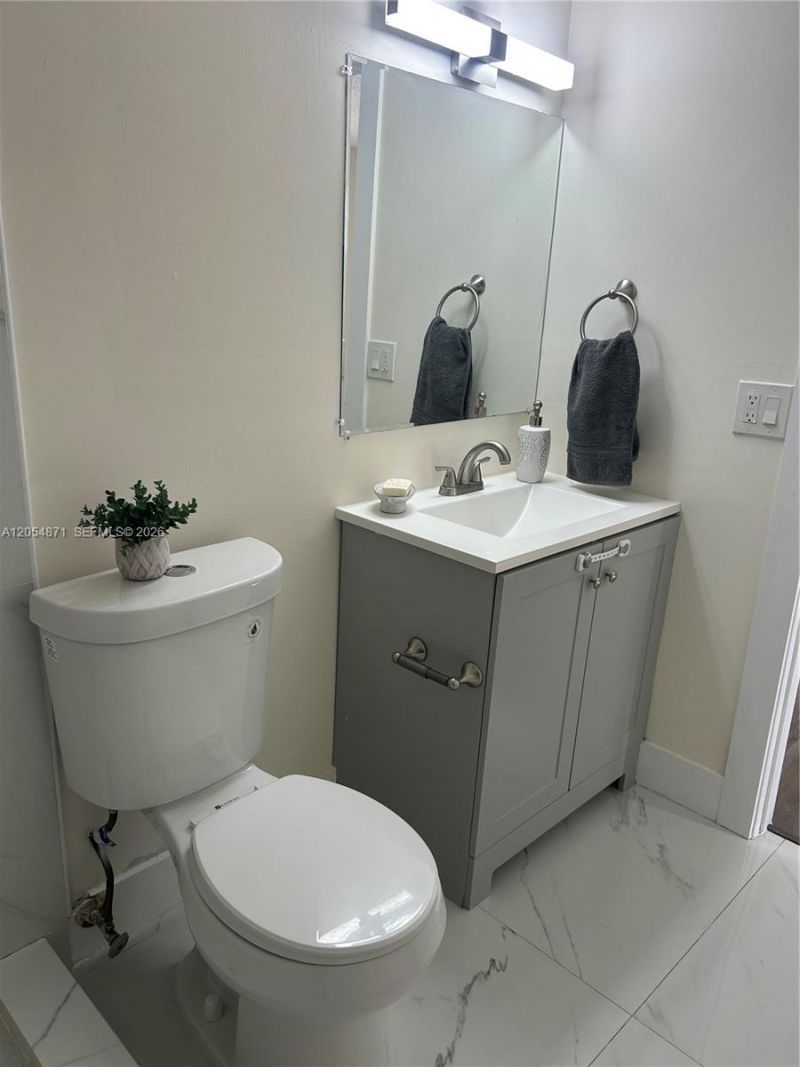 11880 SW 19th Ter, Unit 113, Miami, FL 33175 Photo