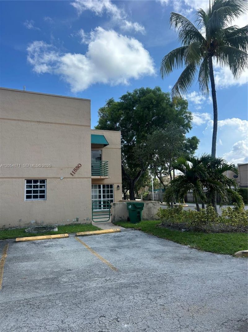 11880 SW 19th Ter, Unit 113, Miami, FL 33175 Photo