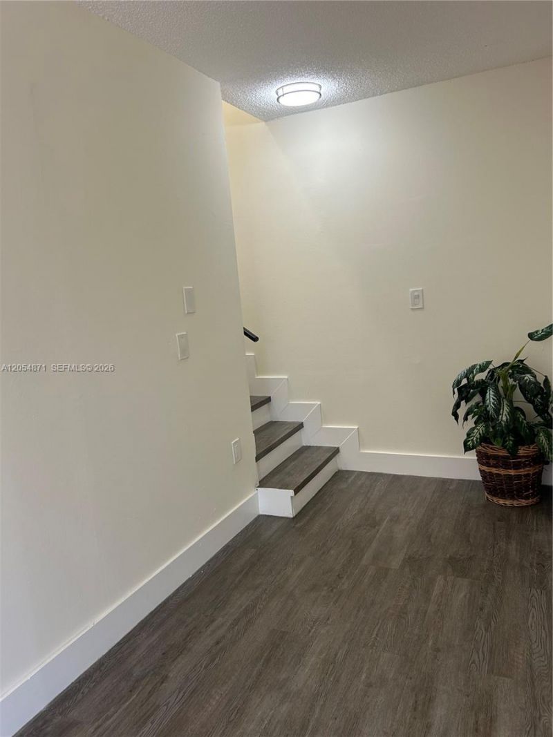 11880 SW 19th Ter, Unit 113, Miami, FL 33175 Photo