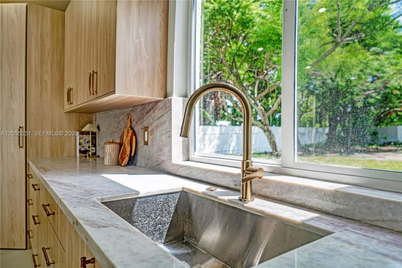 1215 NW 18th Ave , Delray Beach, FL 33445 Photo