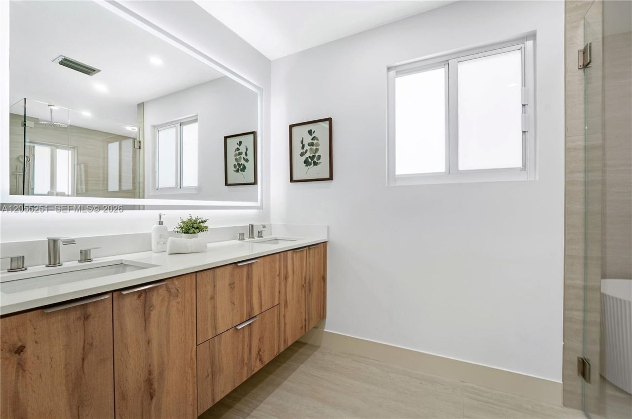 1215 NW 18th Ave , Delray Beach, FL 33445 Photo