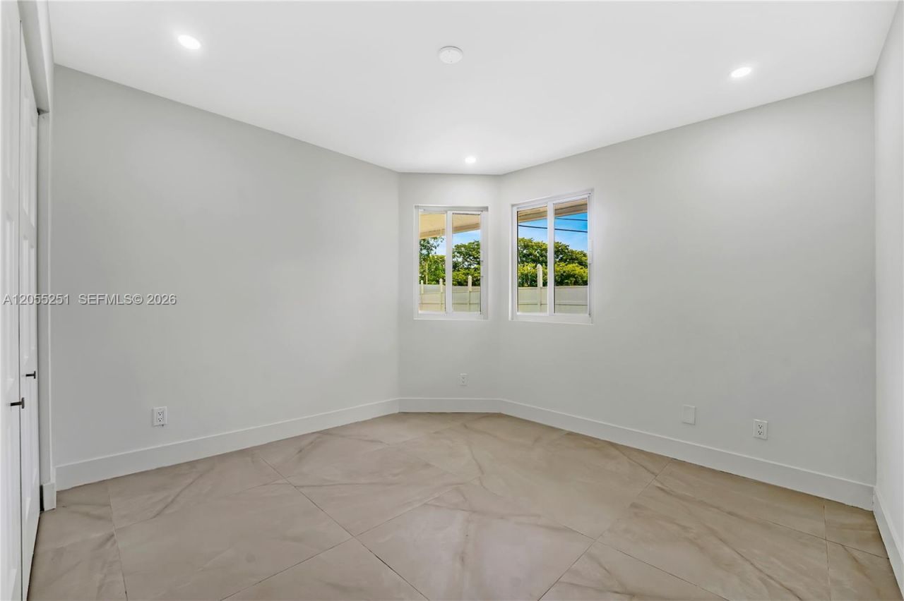 1215 NW 18th Ave , Delray Beach, FL 33445 Photo
