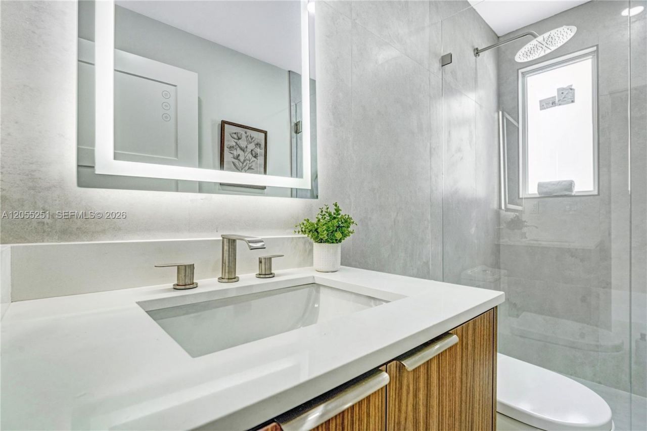 1215 NW 18th Ave , Delray Beach, FL 33445 Photo