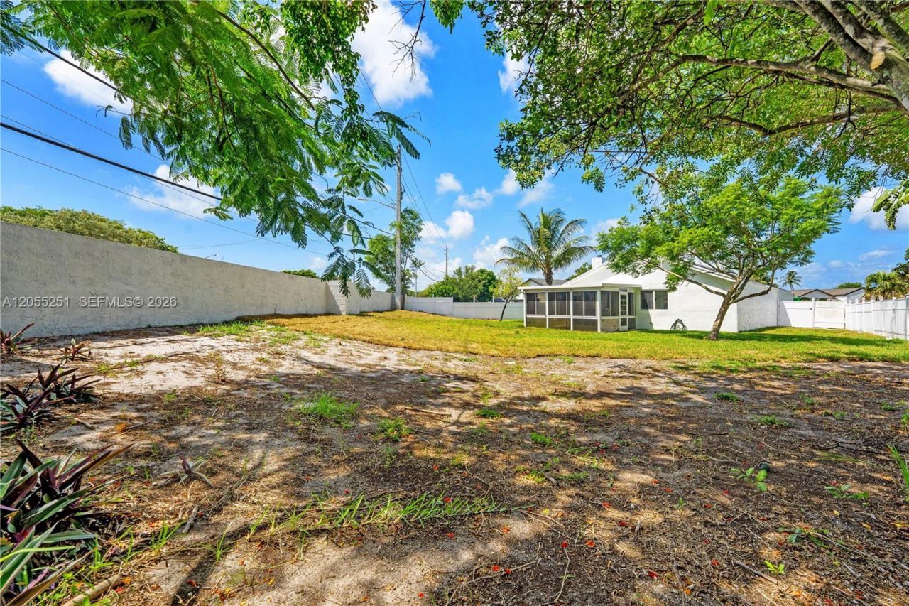 1215 NW 18th Ave , Delray Beach, FL 33445 Photo