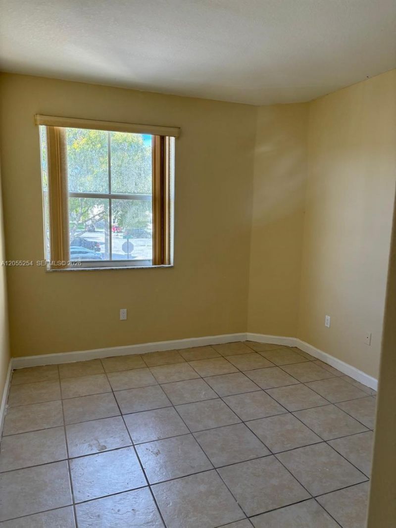 1568 SE 26th St, Unit 204, Homestead, FL 33035 Photo