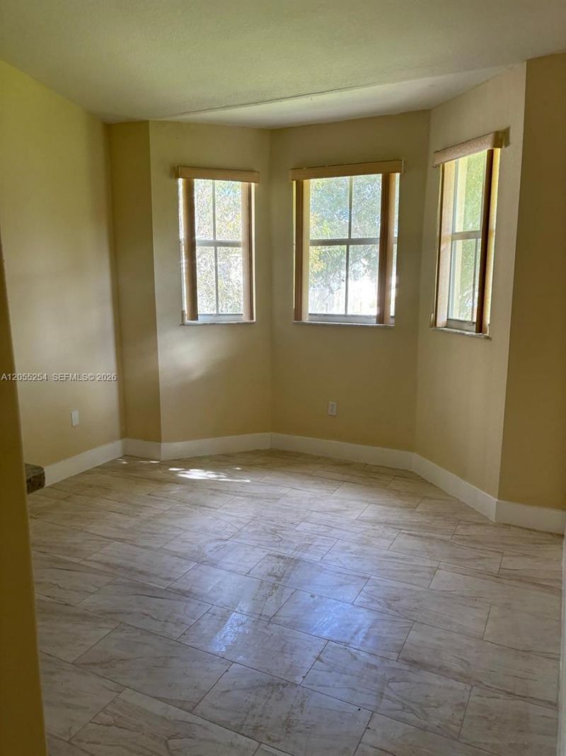 1568 SE 26th St, Unit 204, Homestead, FL 33035 Photo