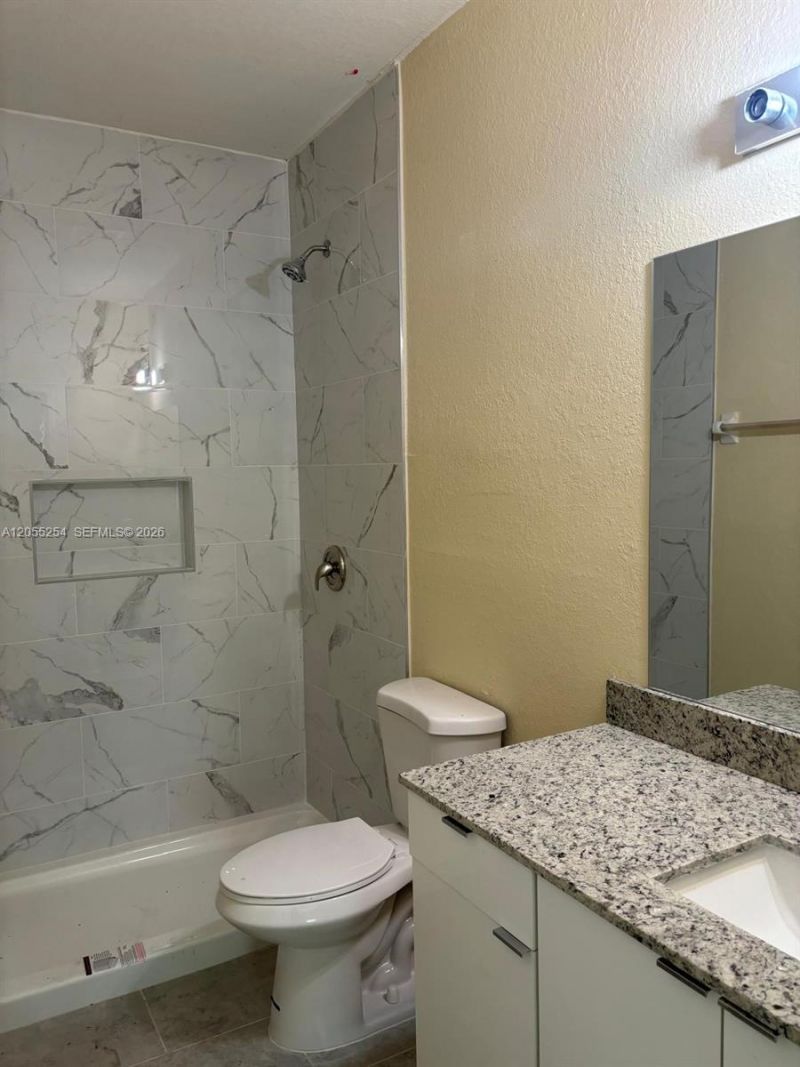 1568 SE 26th St, Unit 204, Homestead, FL 33035 Photo