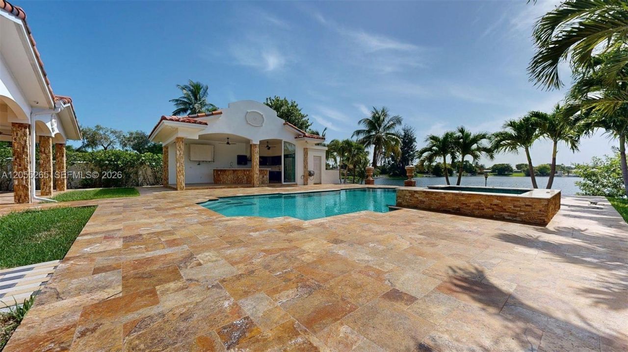 6265 W 10th Ave , Hialeah, FL 33012 Photo