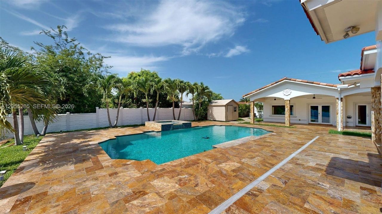 6265 W 10th Ave , Hialeah, FL 33012 Photo