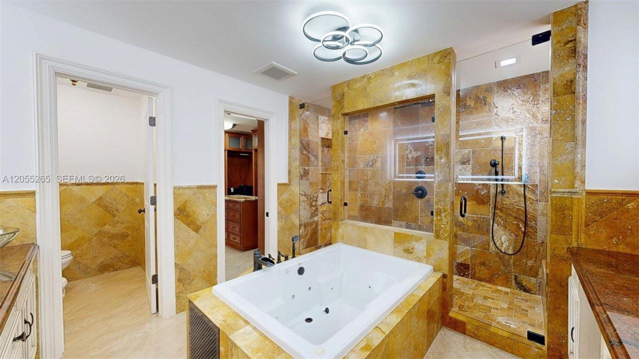 6265 W 10th Ave , Hialeah, FL 33012 Photo