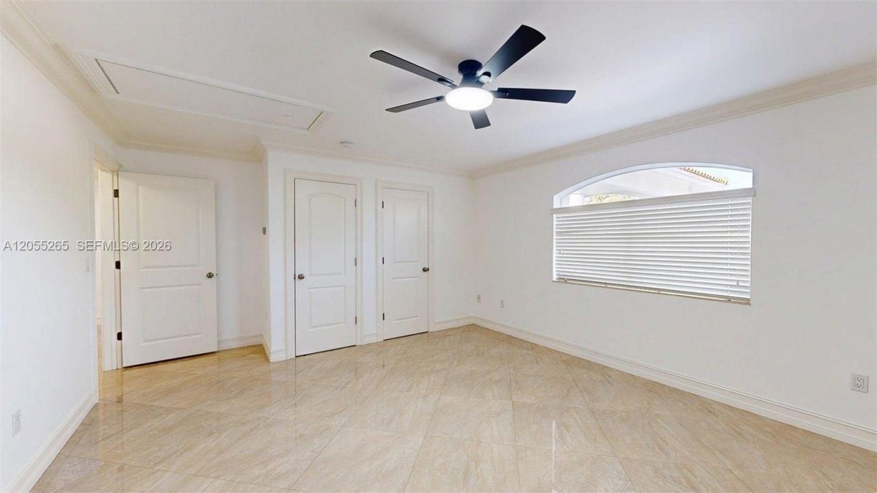 6265 W 10th Ave , Hialeah, FL 33012 Photo