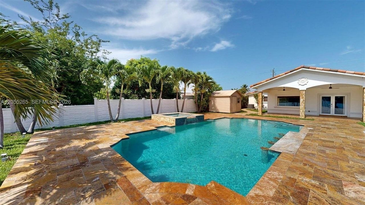 6265 W 10th Ave, Hialeah, FL 33012 Photo
